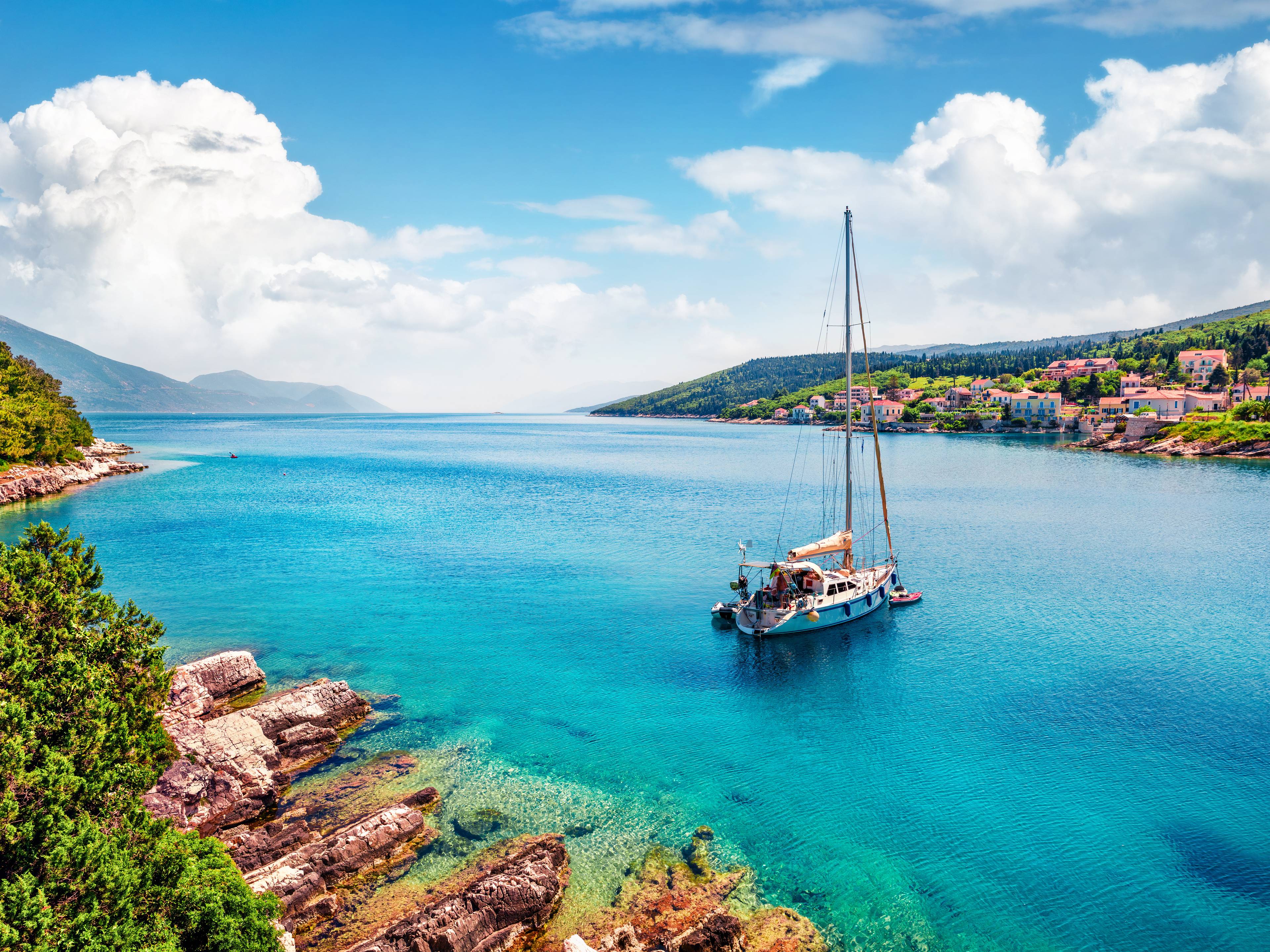 Crociera in Grecia su catamarano di lusso cover