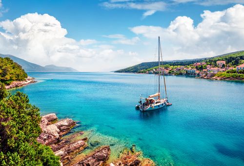 Crociera in Grecia su catamarano di lusso cover