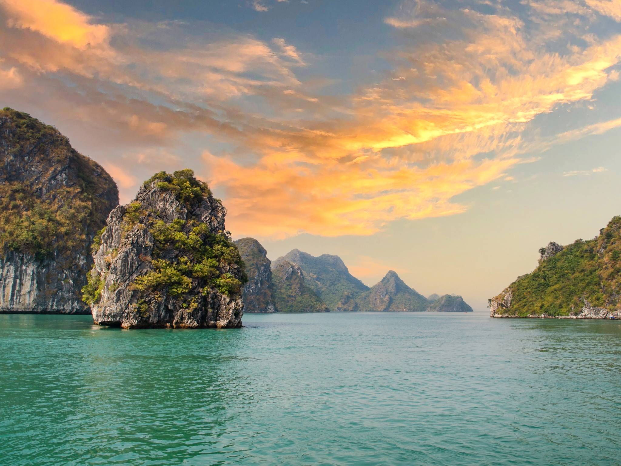 Vietnam in 10 giorni: da Hanoi a Ho Chi Minh cover
