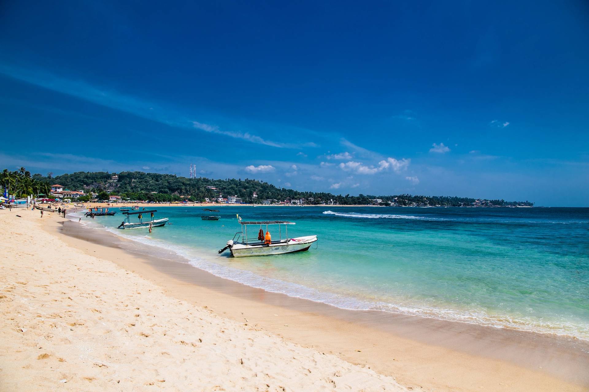 sea at Unawatuna