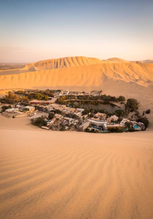 oasi huacachina nel deserto peru