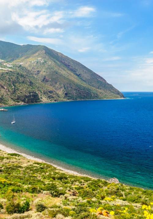 Mare di Filicudi in Sicilia