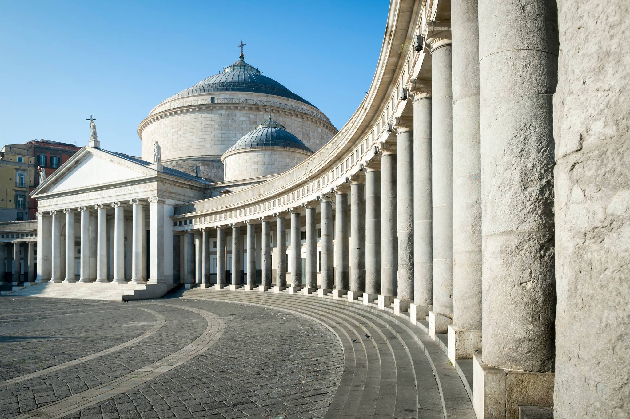 piazza plebiscito napoli