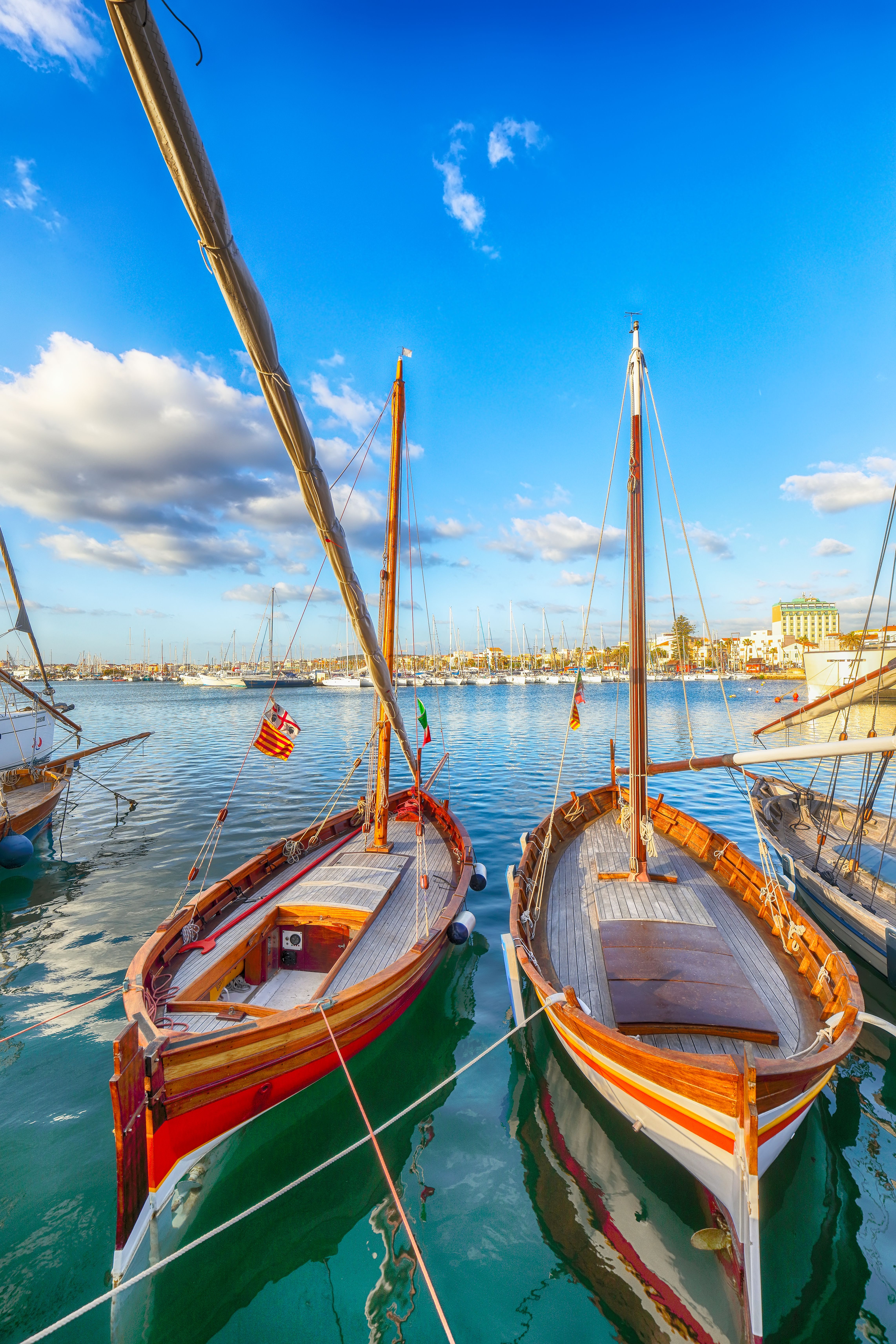 boats in alghero