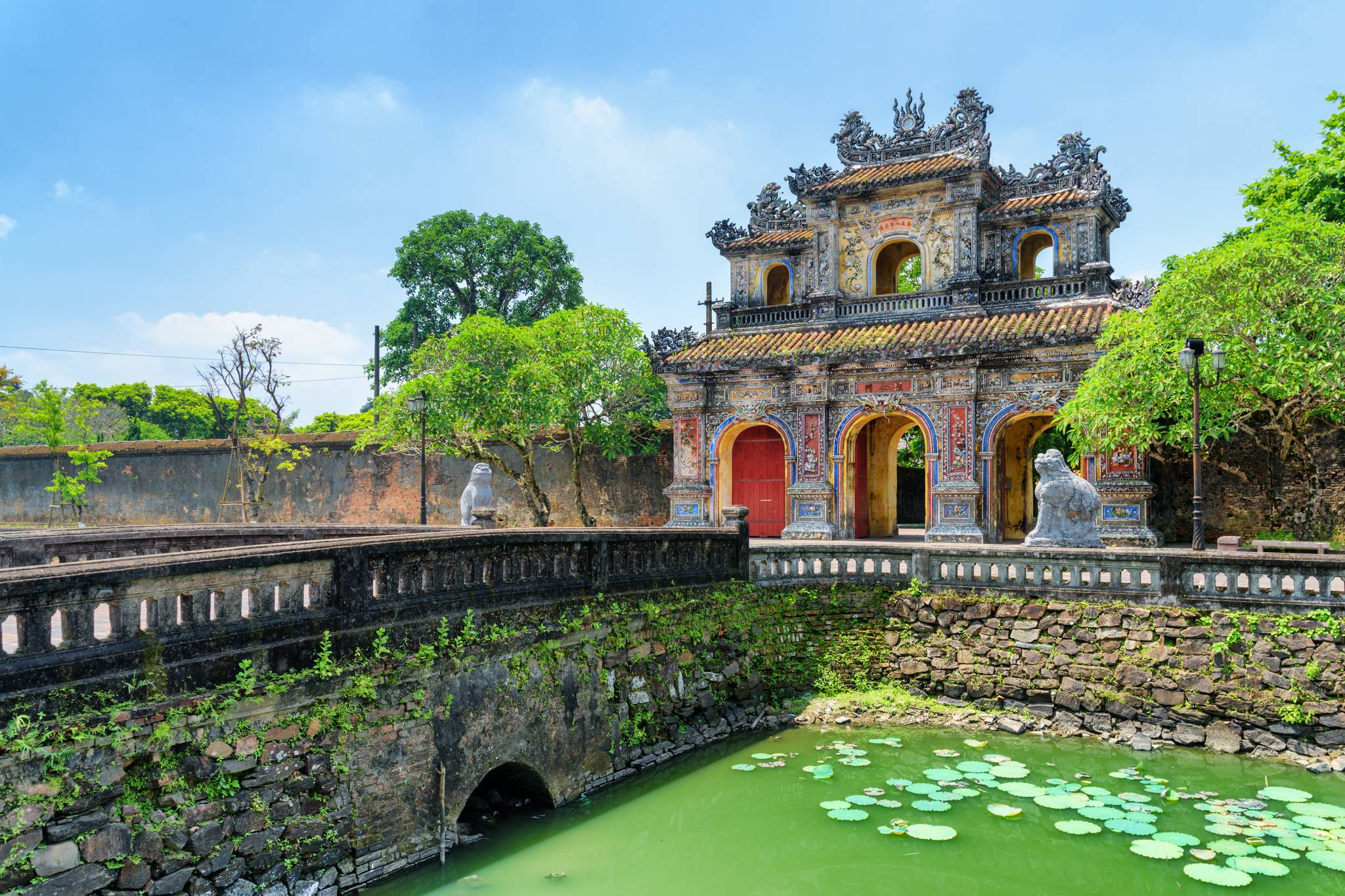 tempio hue vietnam
