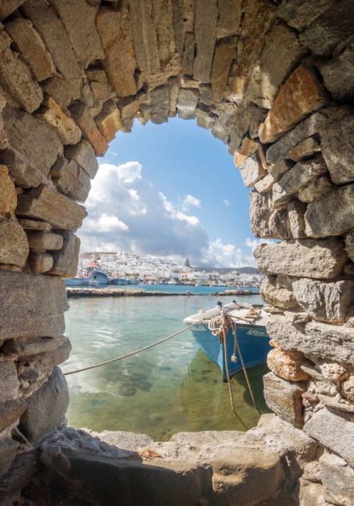 paros