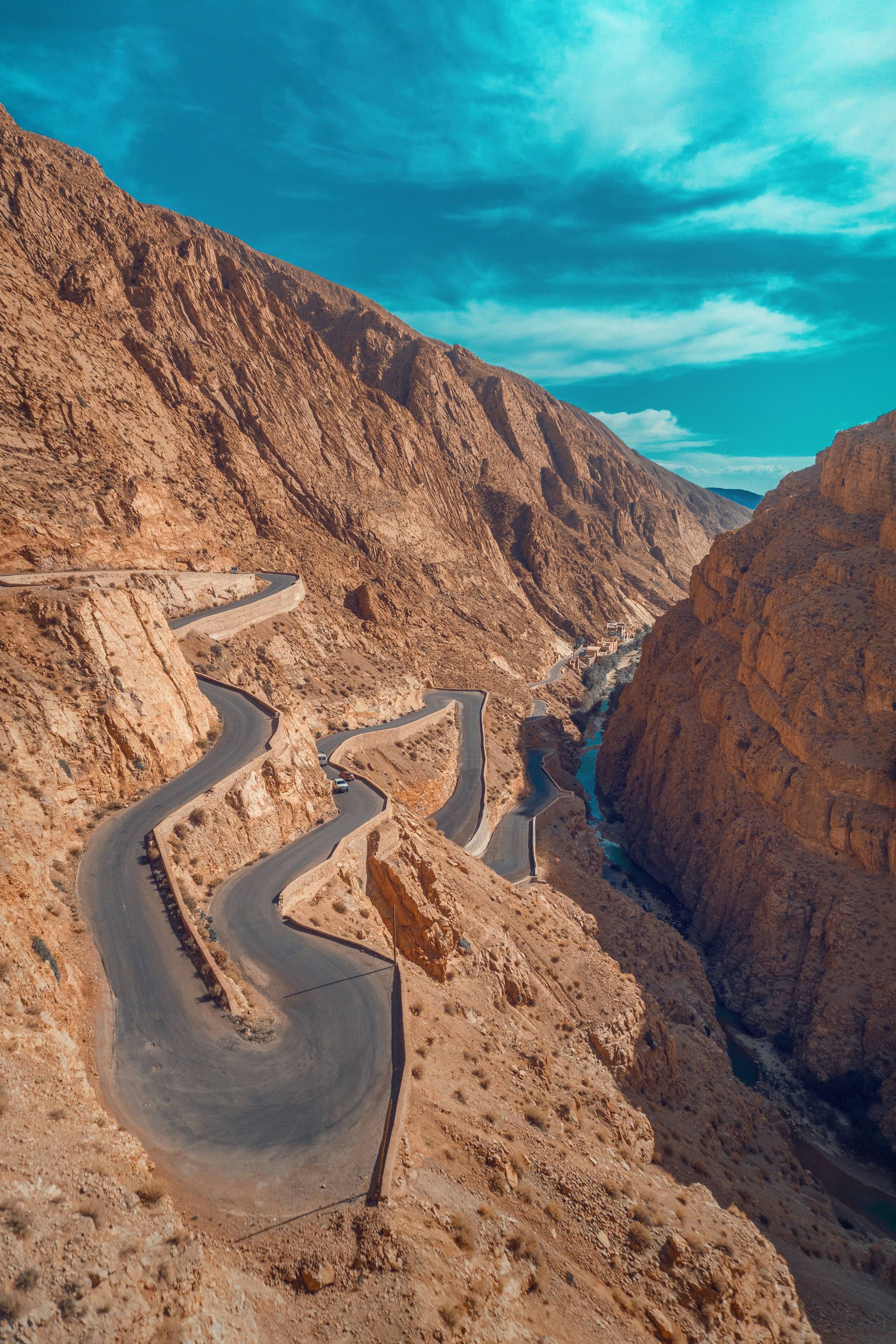 Strade nel deserto in Marocco