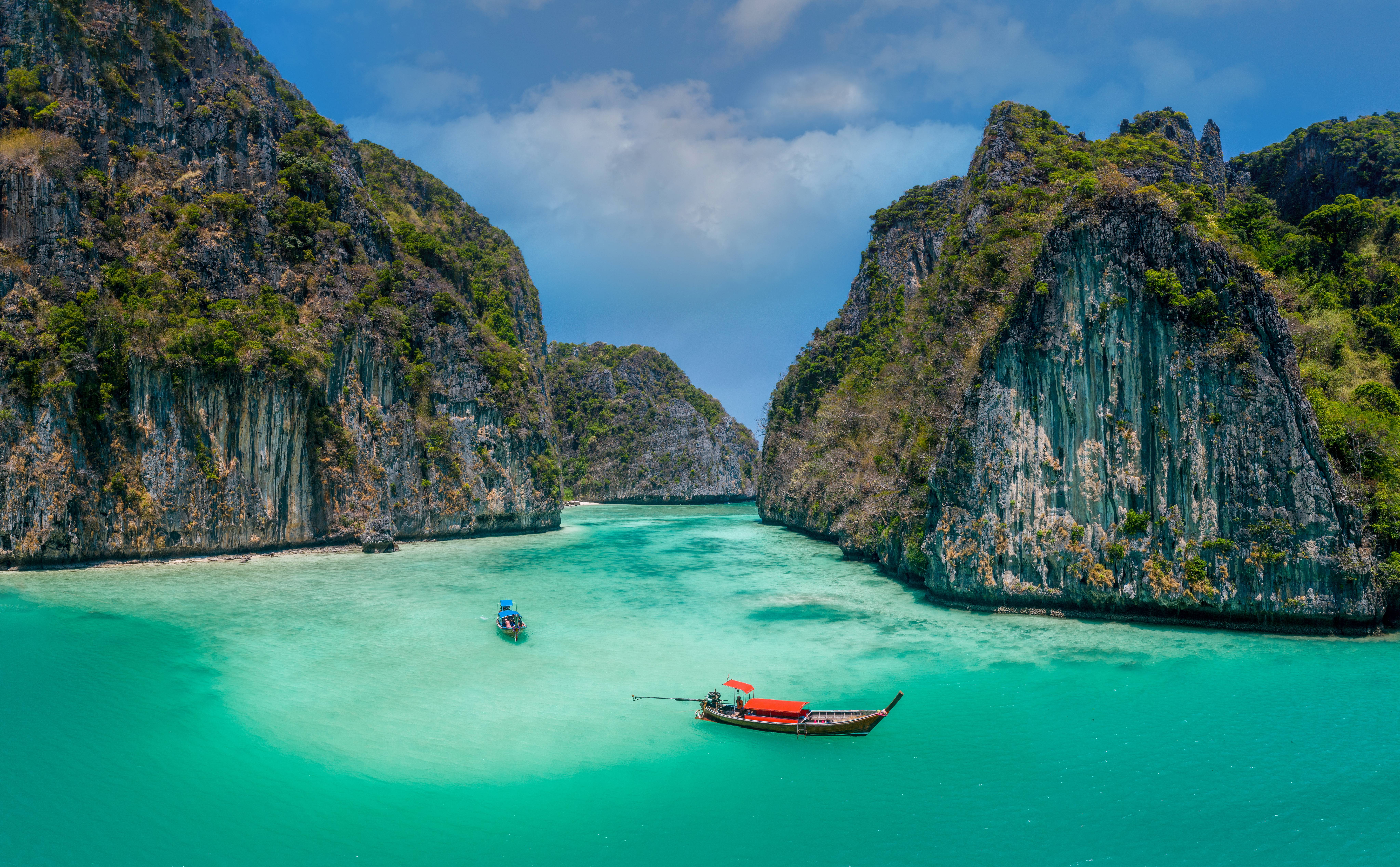 panorama di phi phi island thailand 
