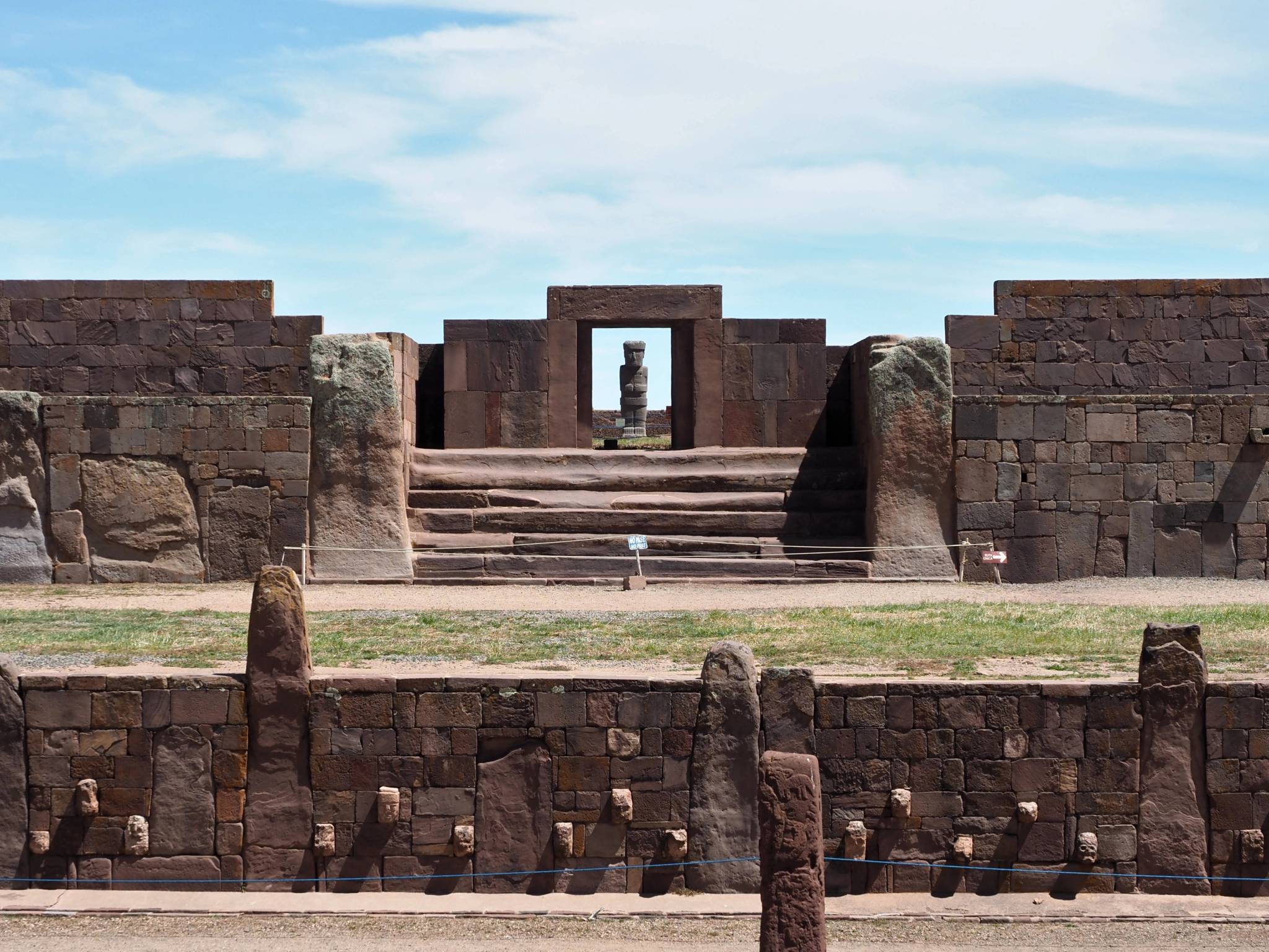 Bolivia Archeologica in 8 giorni: da Tiwanaku al Salar cover