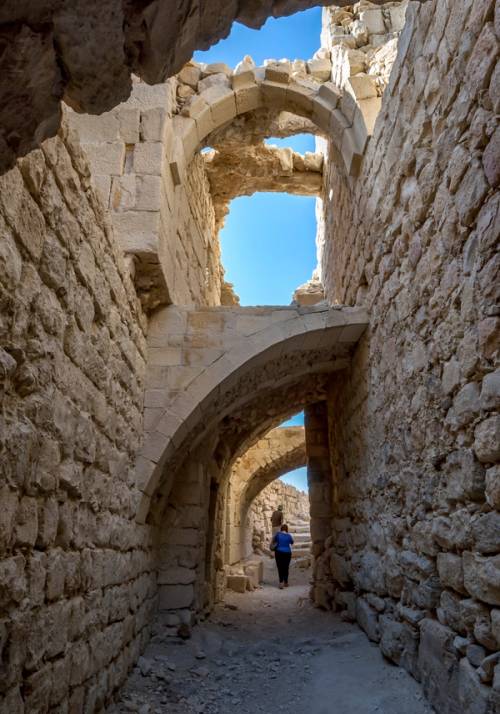 via della citta di shobak