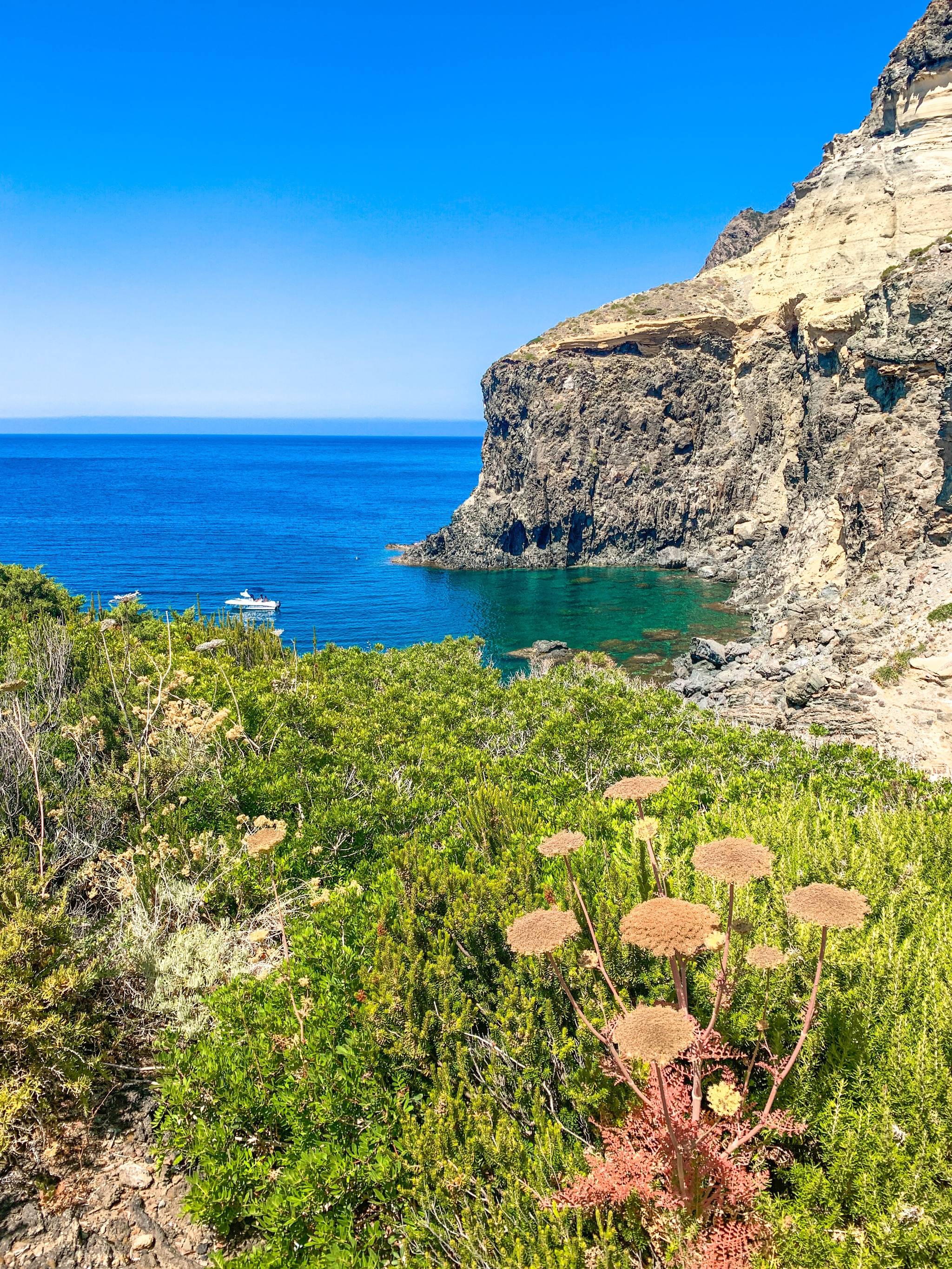 bay in pantelleria