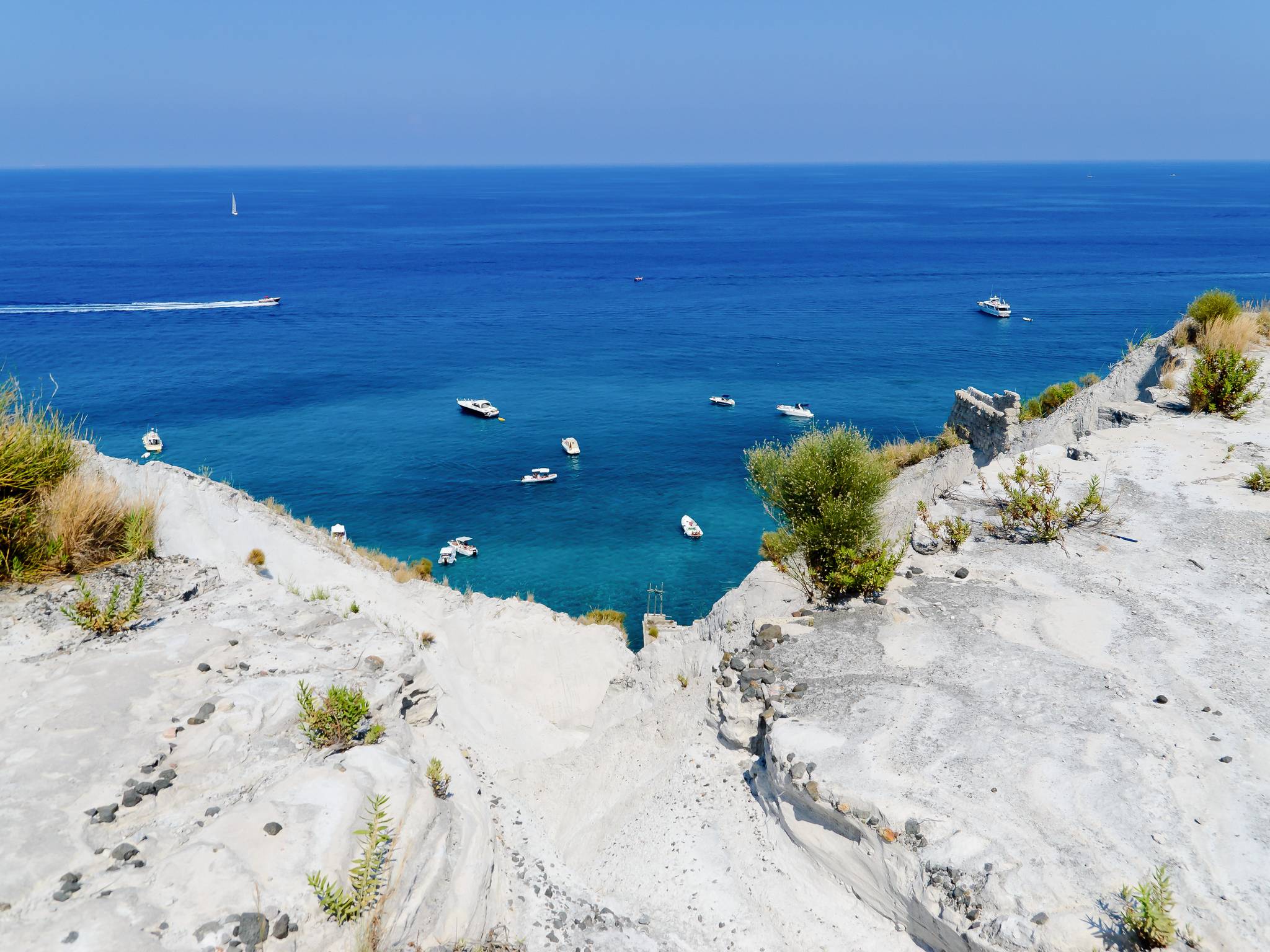 Crociera in catamarano alle isole Eolie cover