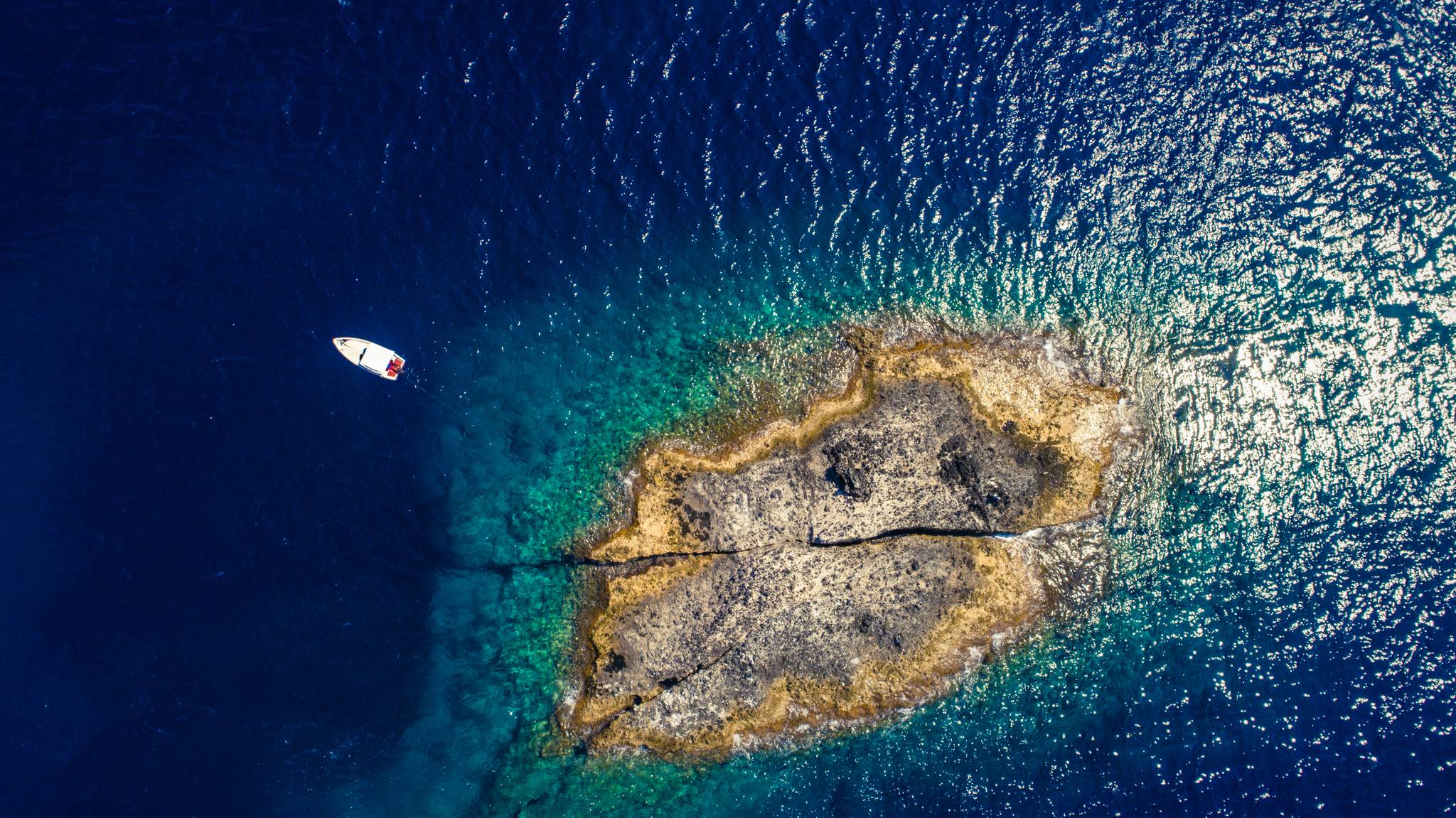 barca isola di zannone lazio