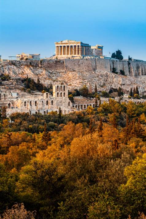 balcone delle cariatidi acropoli atene grecia
