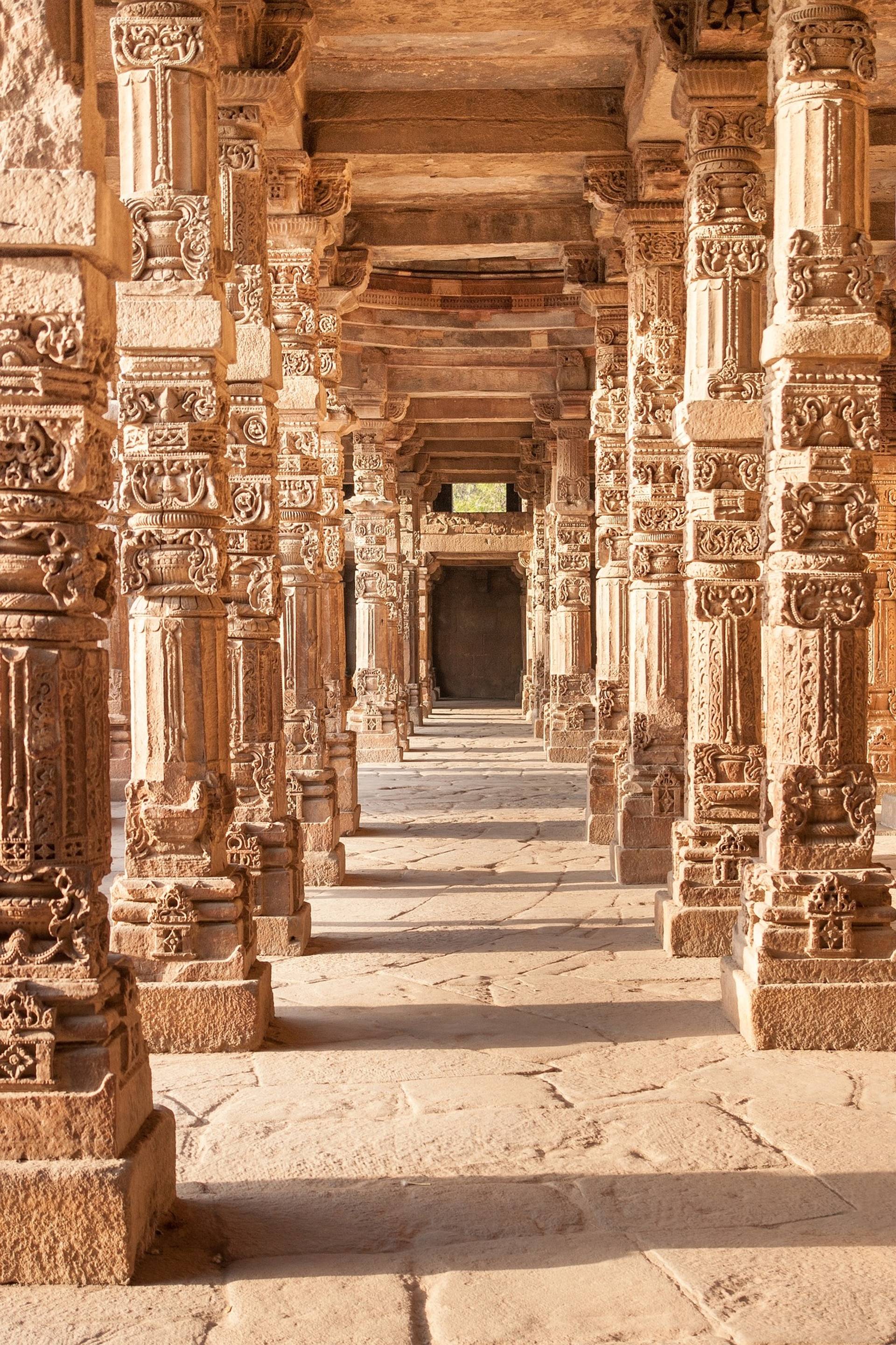corridoio in pietra india
