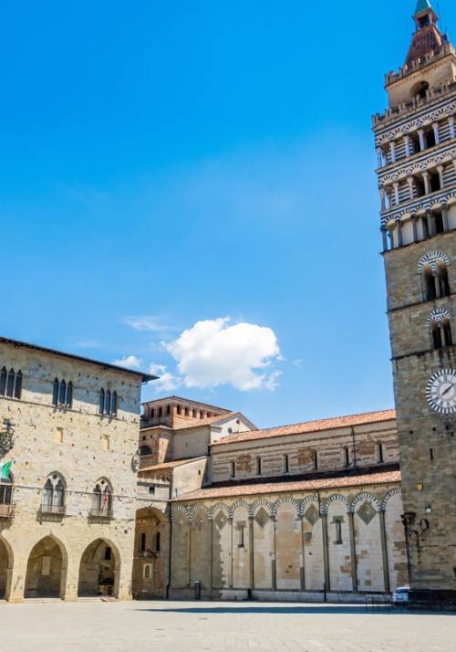 square in pistoia