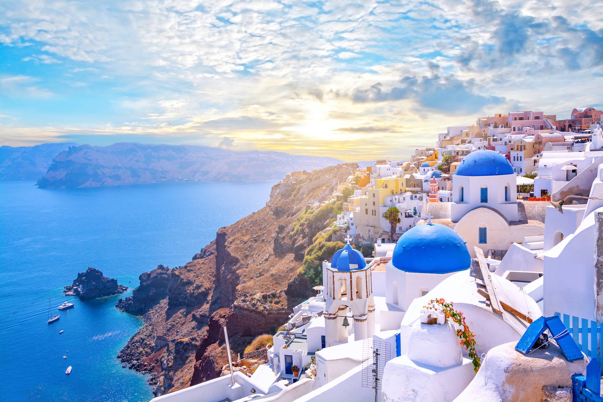 santorini al tramonto