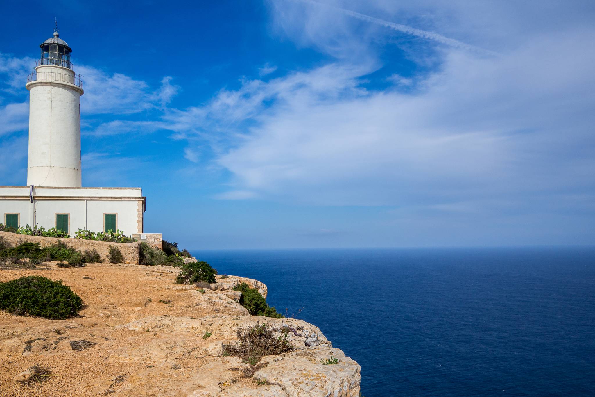 faro sul mare