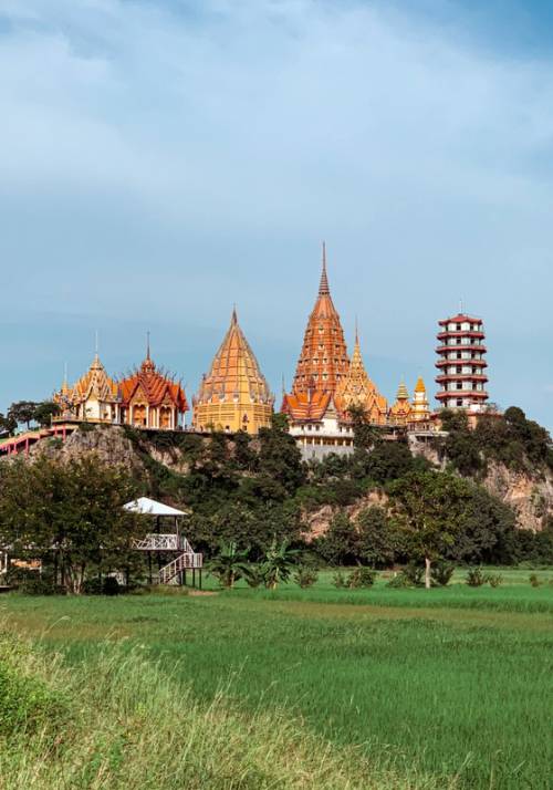 tempio a kanchanaburi