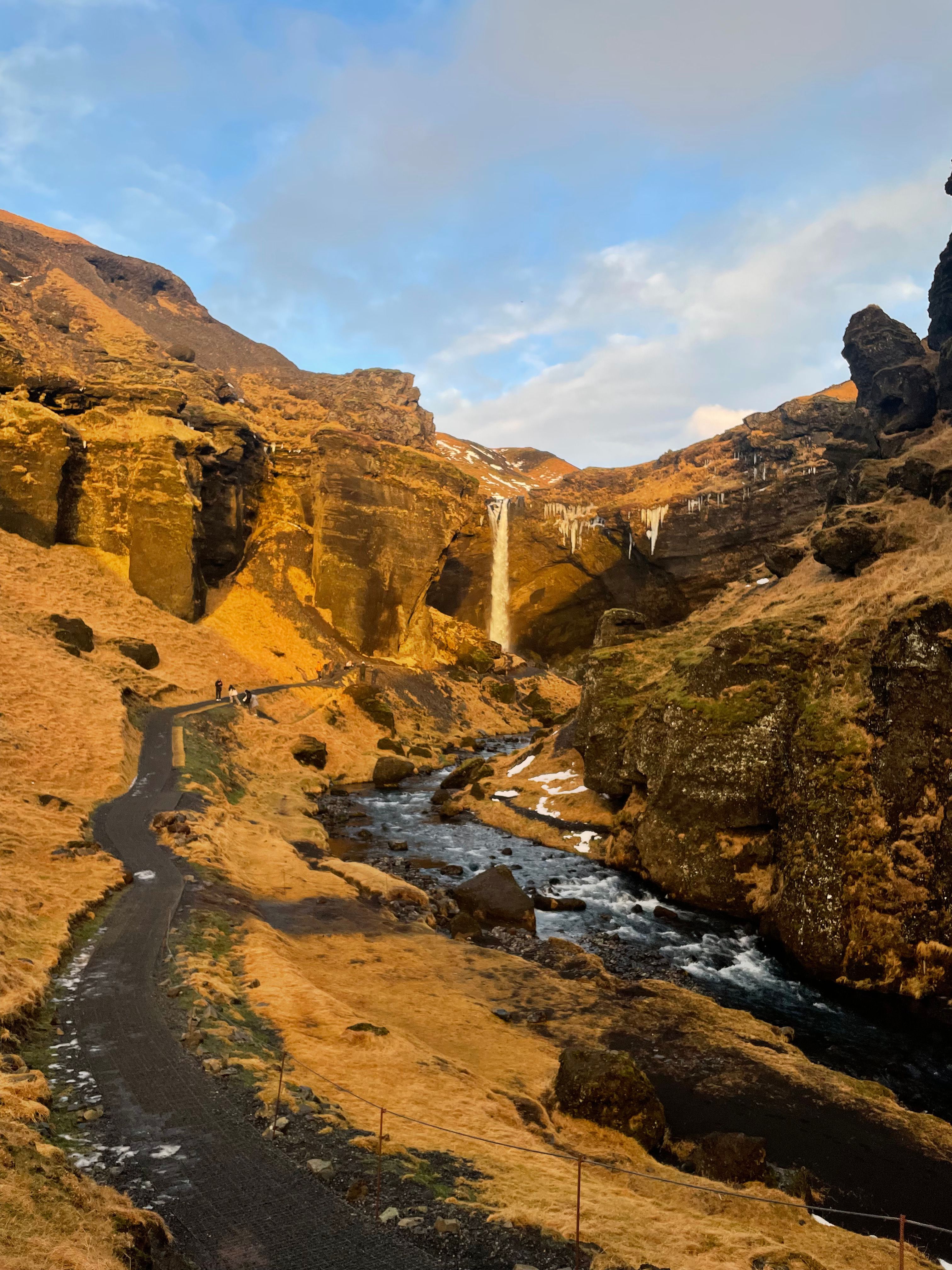 cascata di kvernufoss
