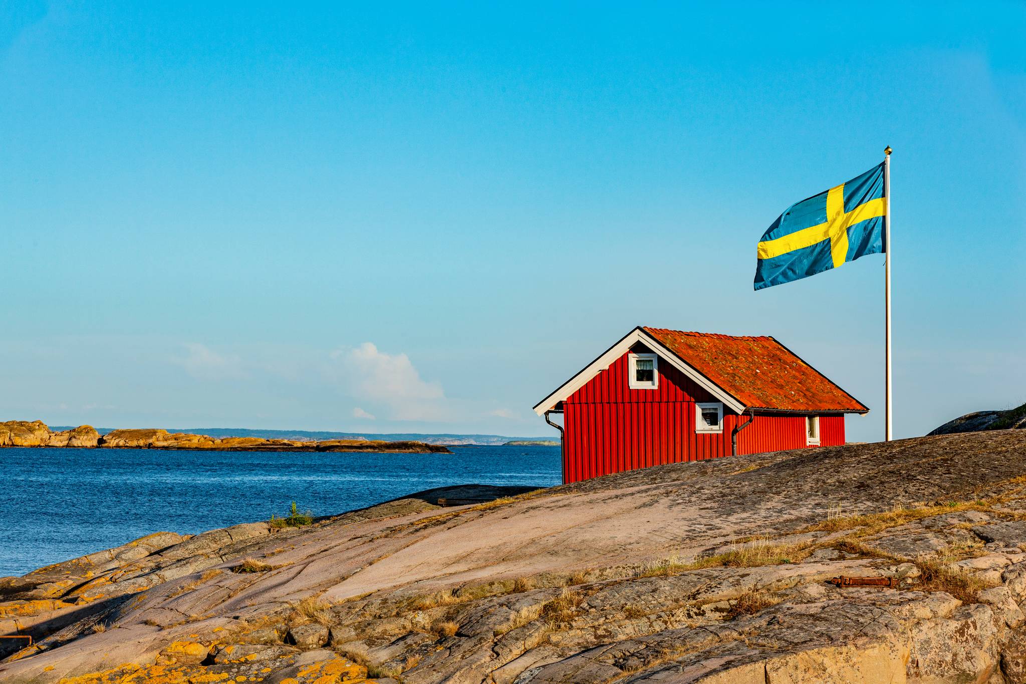 casetta in legno rosso svezia