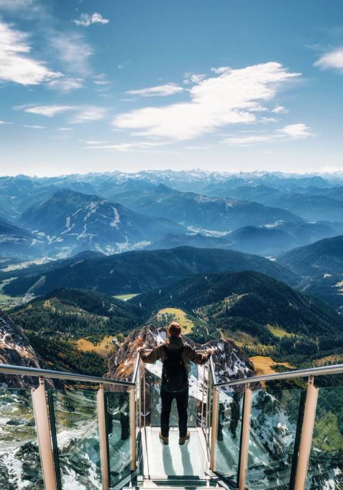 ponte trasparente su ghiacciaio austria