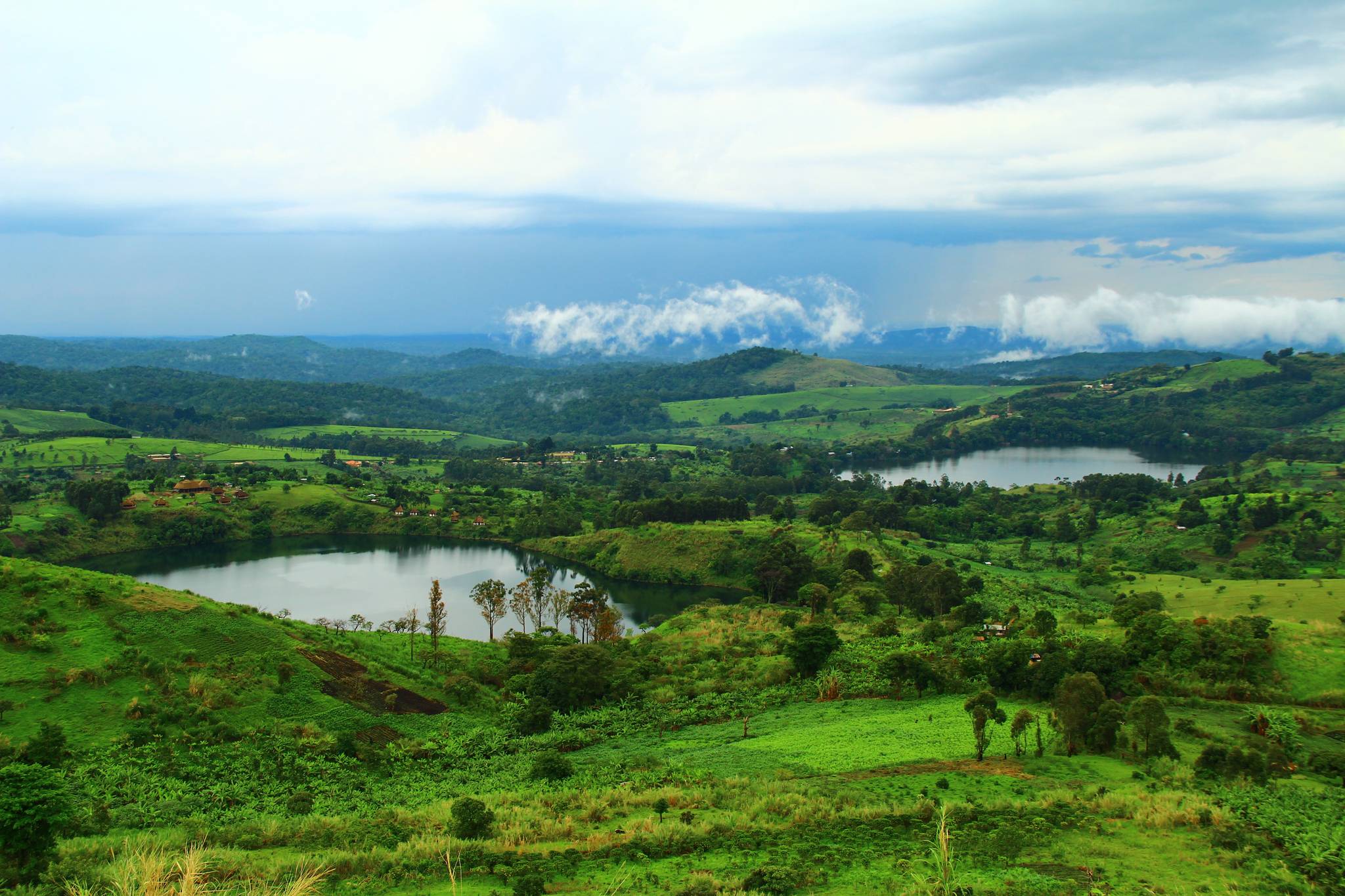 colline fort portal