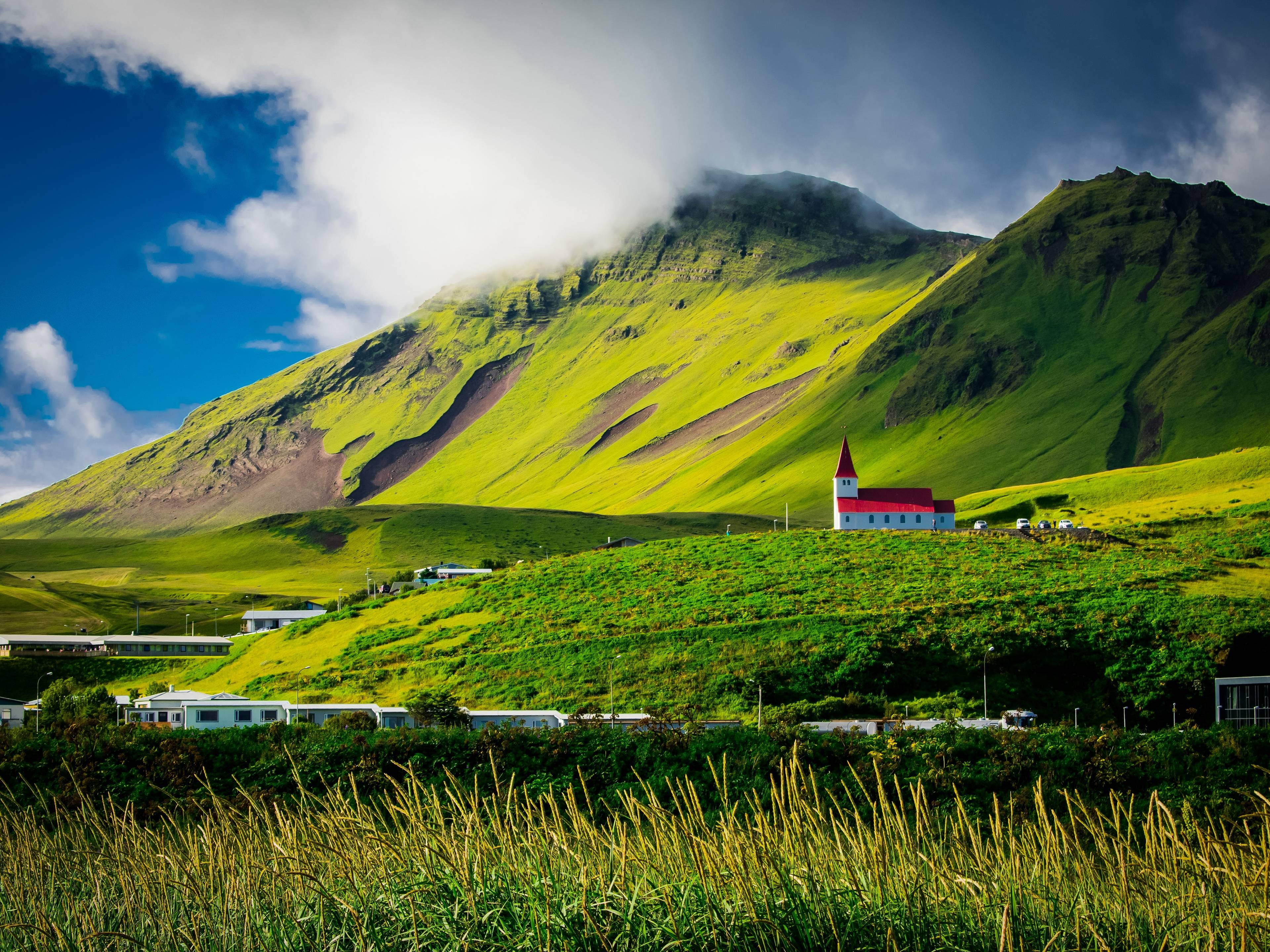 Viaggio nelle terre d’Islanda cover