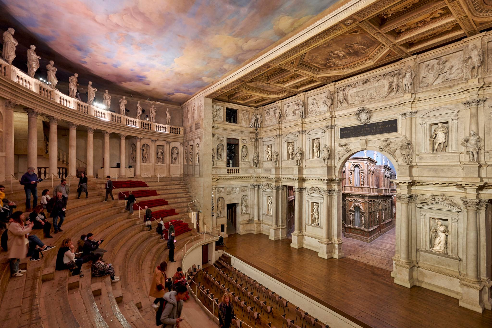 teatro olimpico di vicenza in veneto