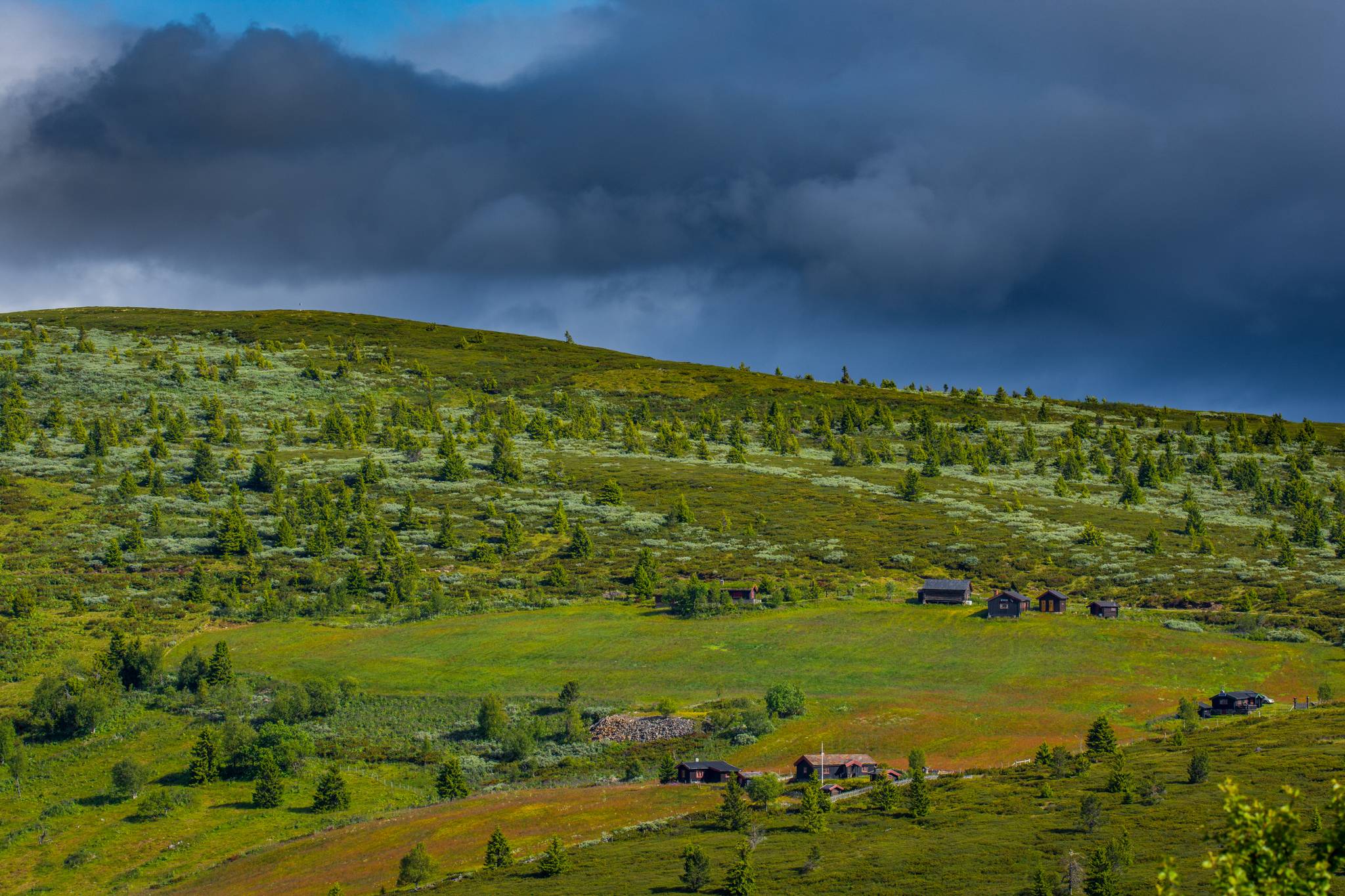 monte con temporale