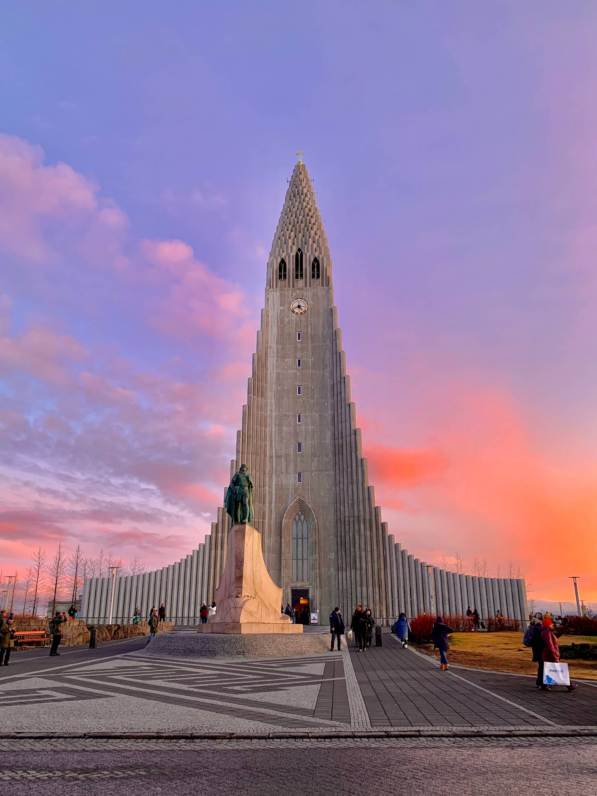 reykjavik al tramonto