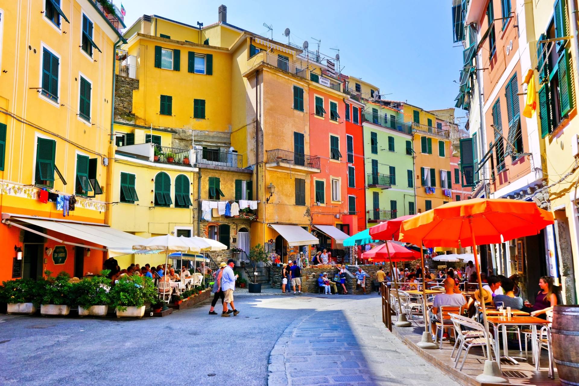 case colorate di vernazza cinque terre