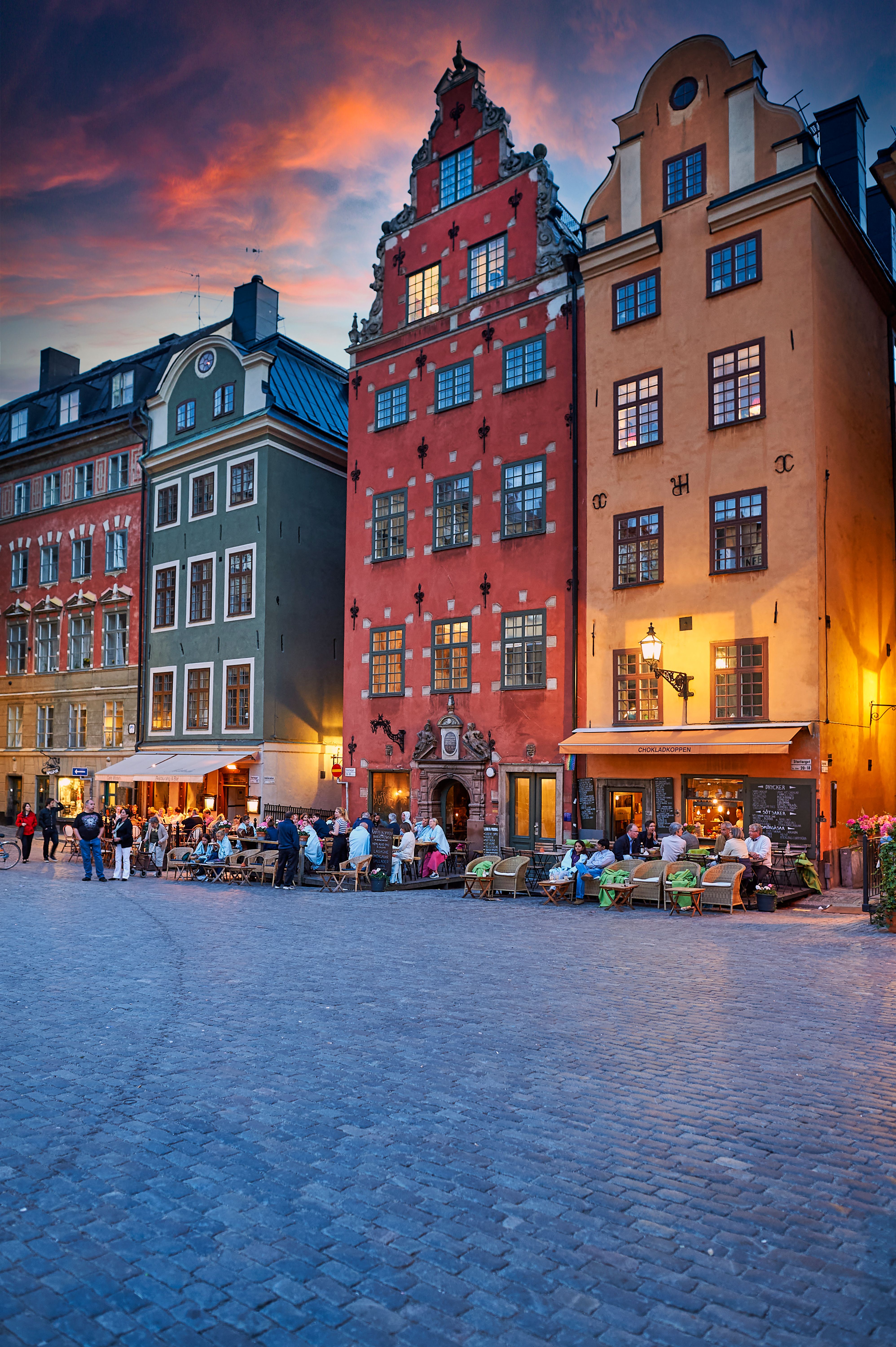 citta in svezia alla sera