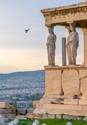 balcone delle cariatidi acropoli atene grecia