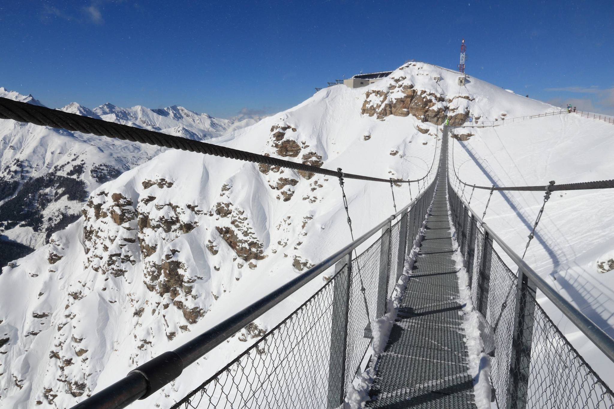 ponte sulla neve