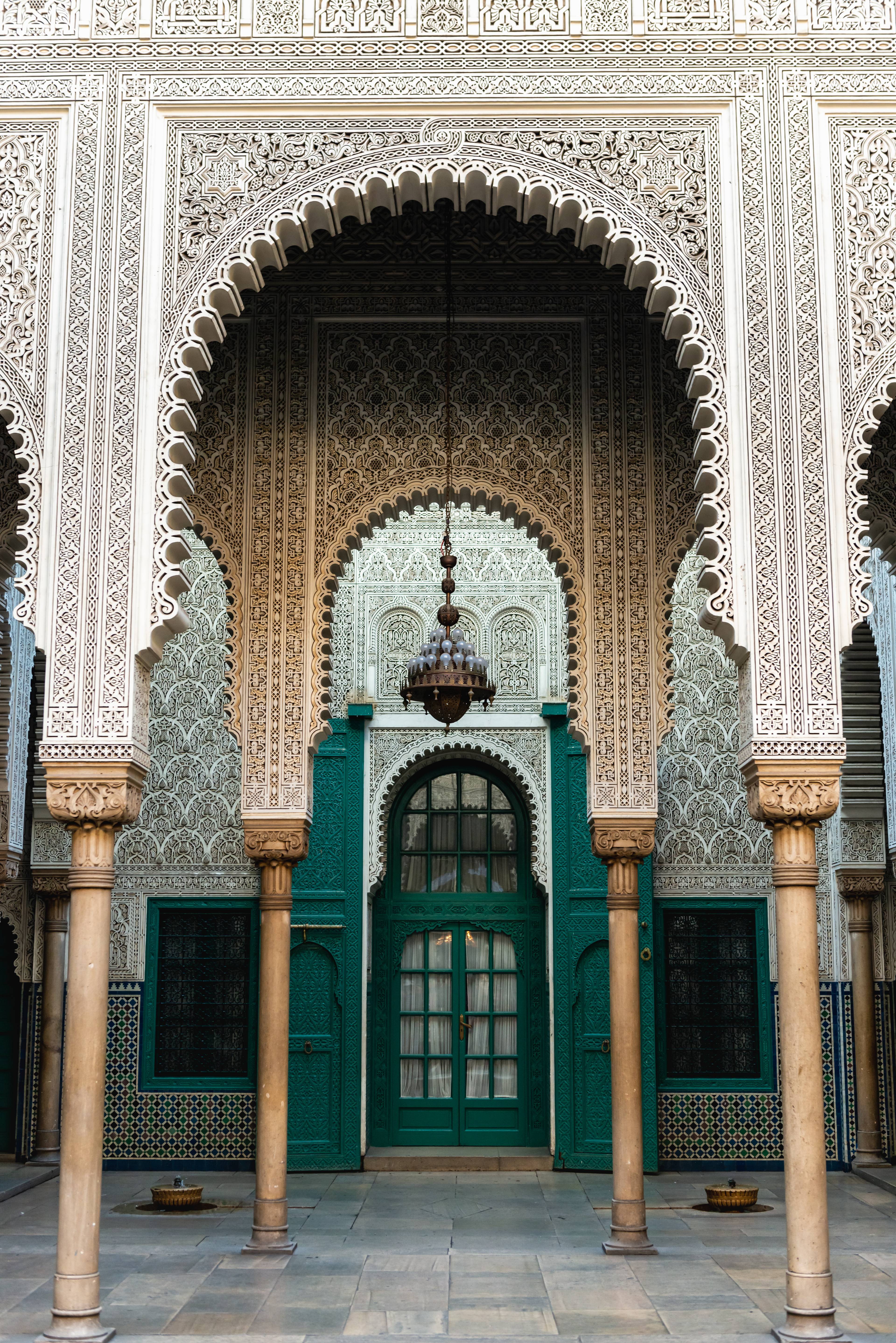 facciata di una moschea a casablanca