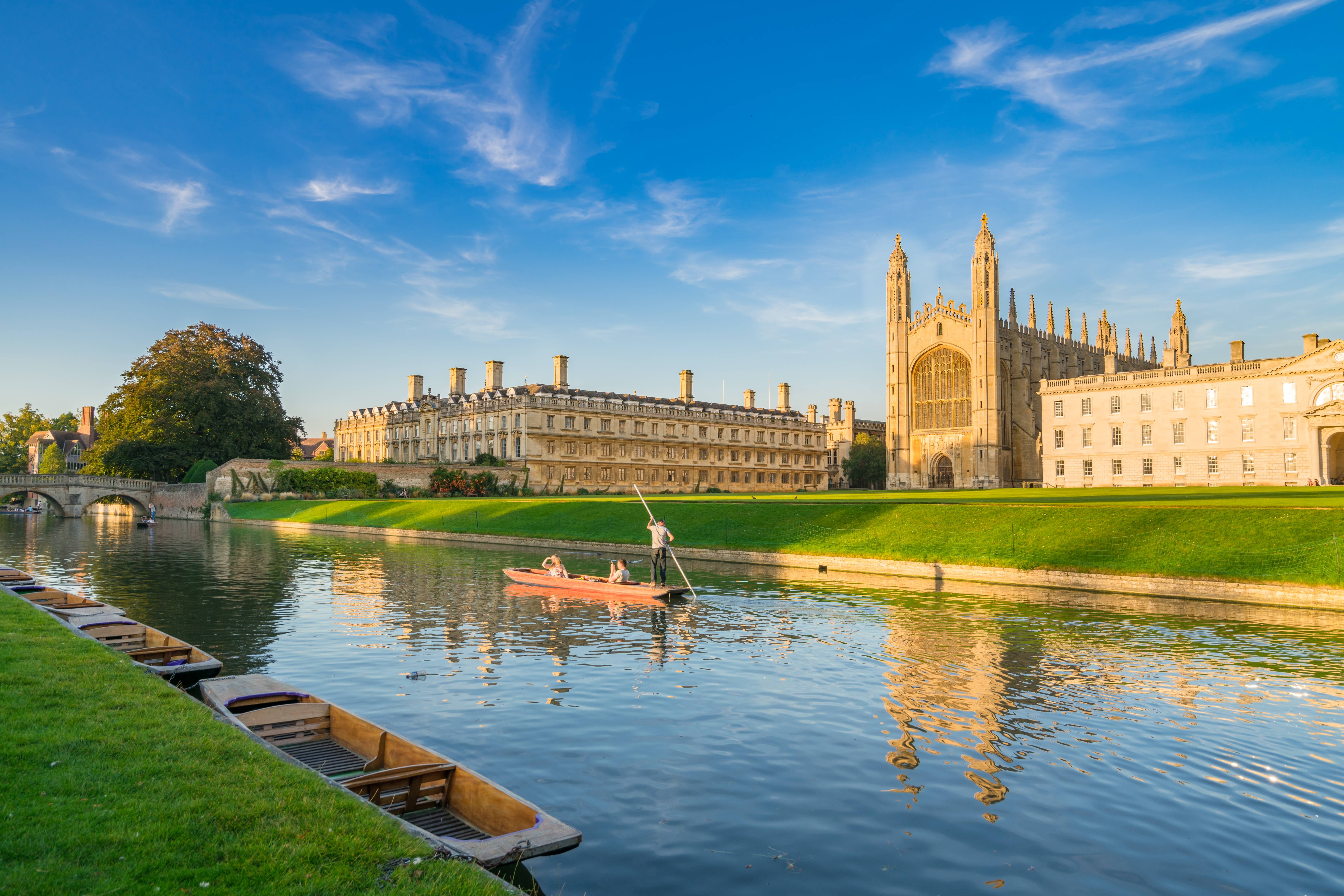 cambridge college sul fiume