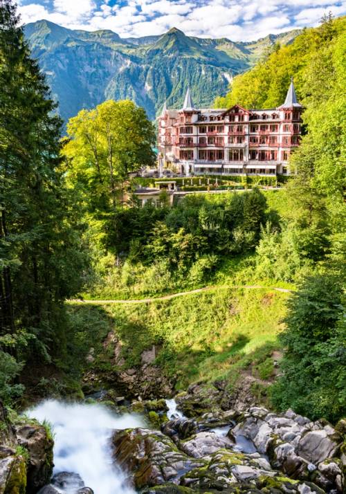 cascate di giessbach in svizzera