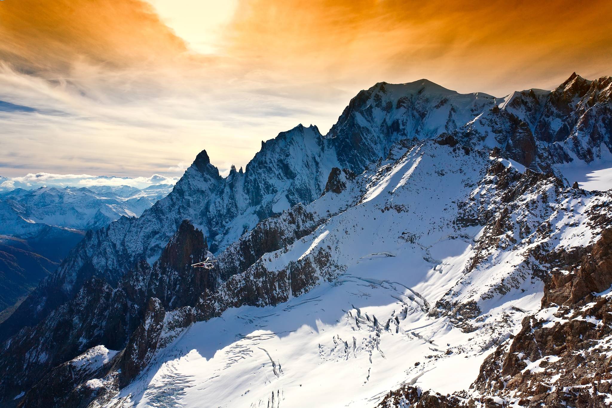 monte bianco al tramonto