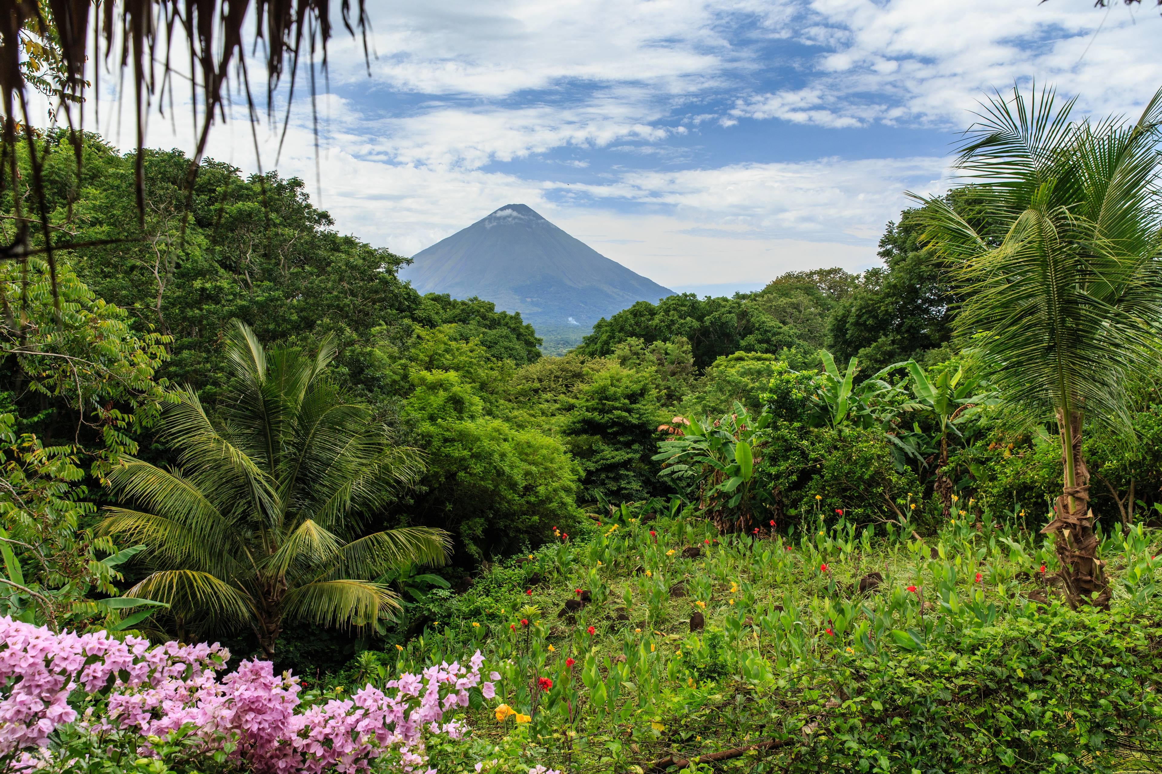 Tour del Nicaragua: Vulcani e Laghi