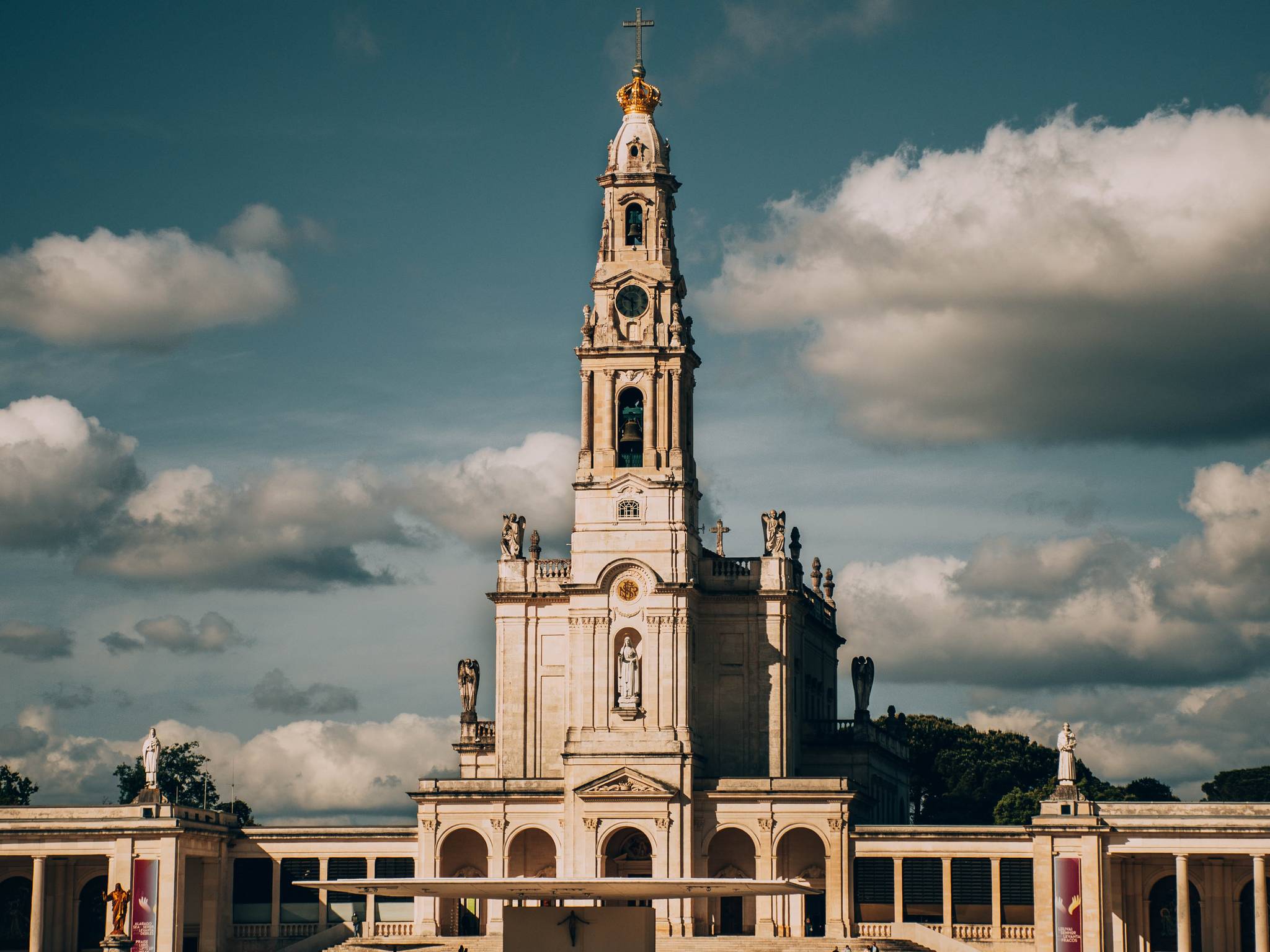Tour Portogallo autentico: tra Lisbona, Porto, Fatima e Coimbra cover