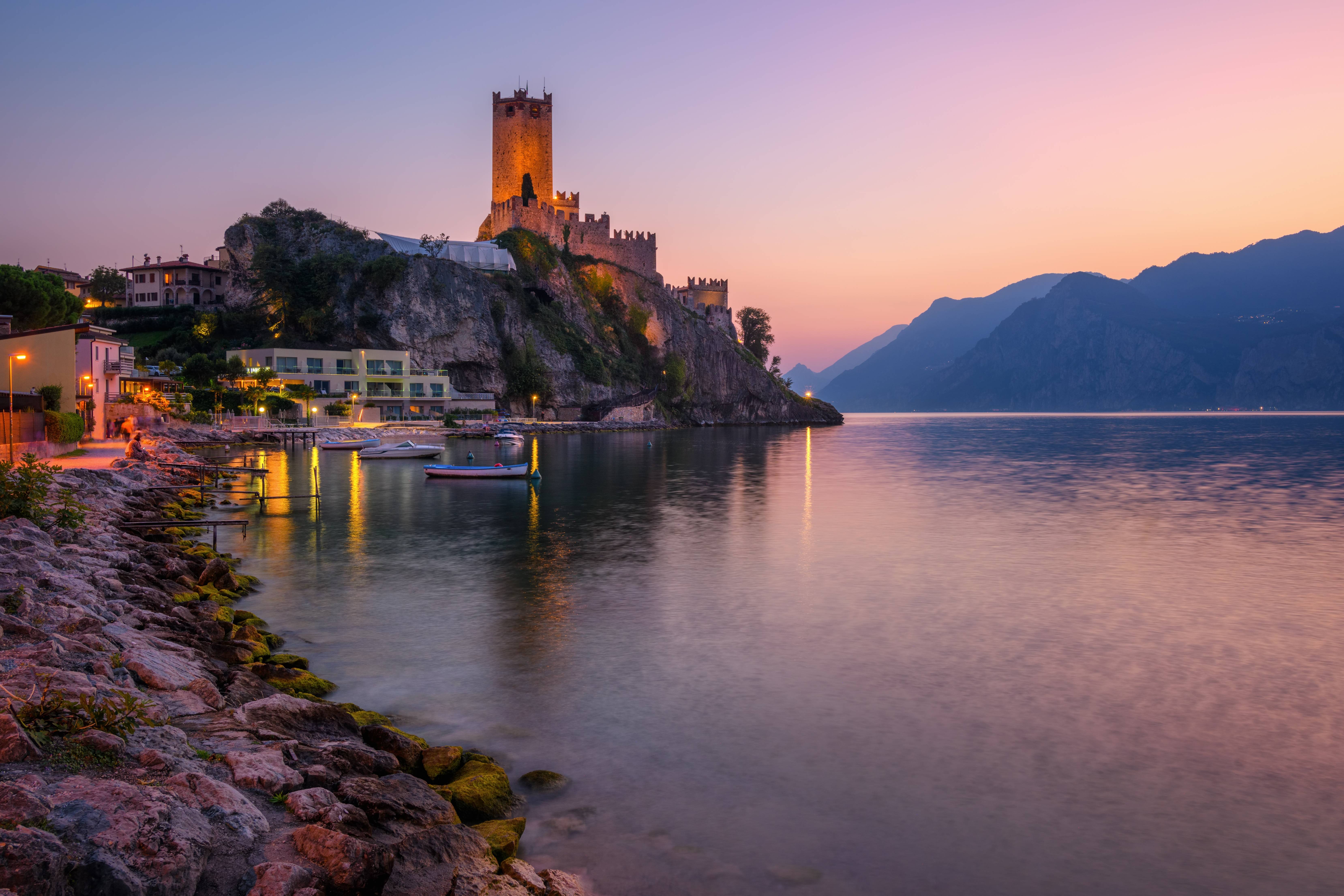 sirmione sunset view