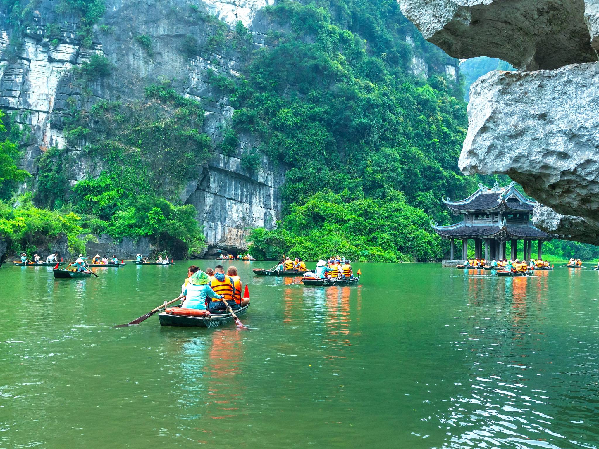 The wonders of Vietnam cover