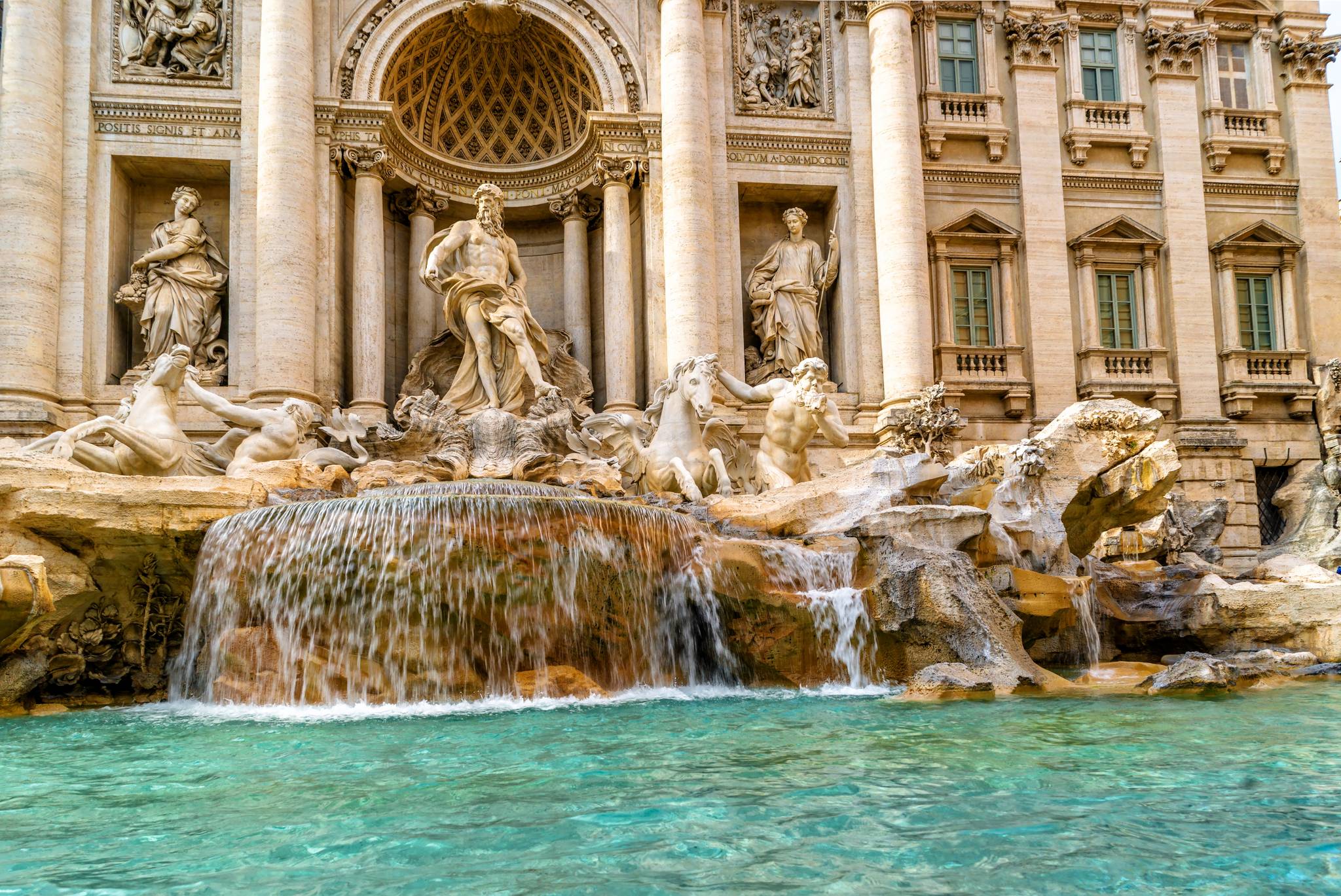 fontana di trevi a roma