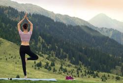 yoga in montagna