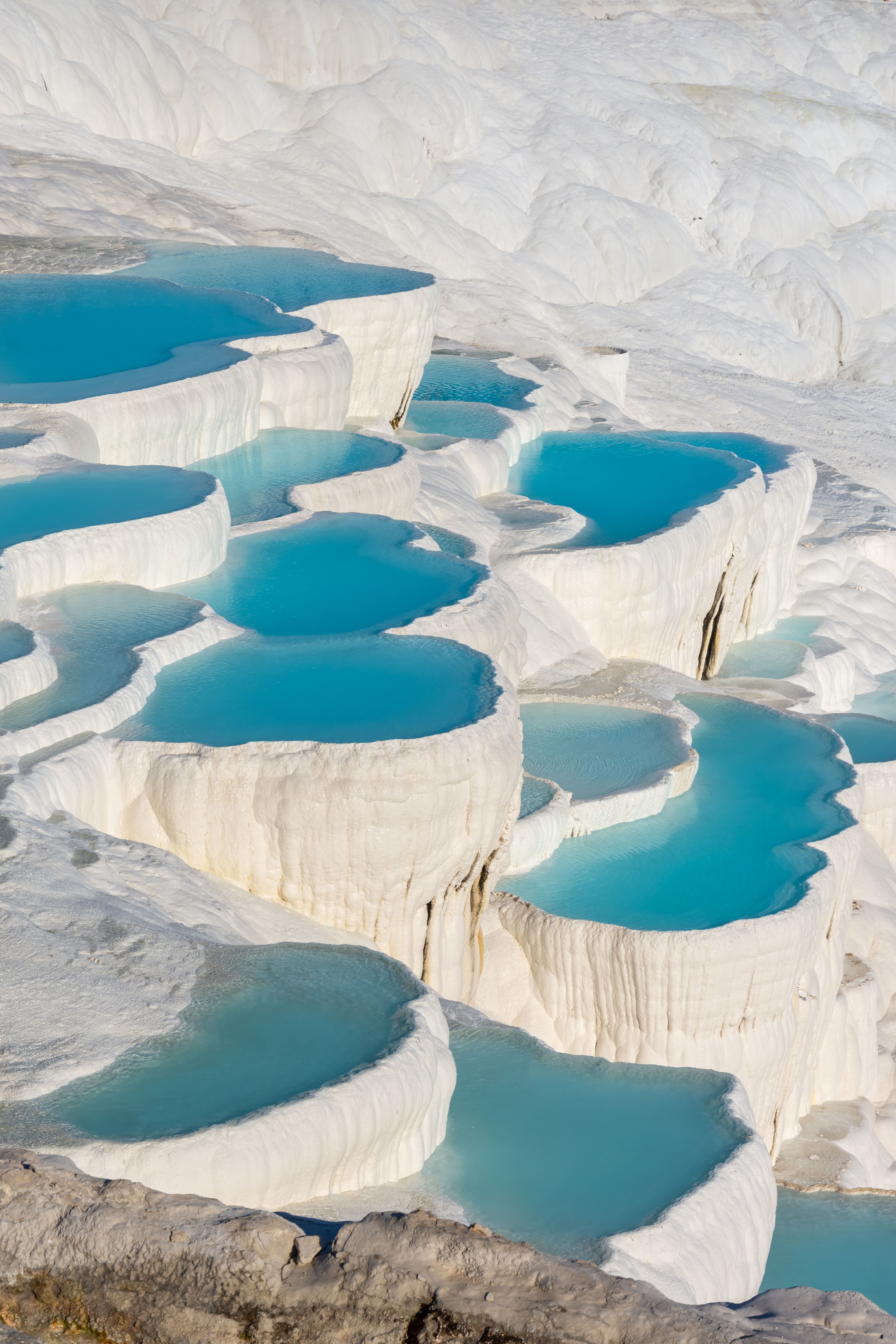 donna sulla cascata pietrificata pamukkale