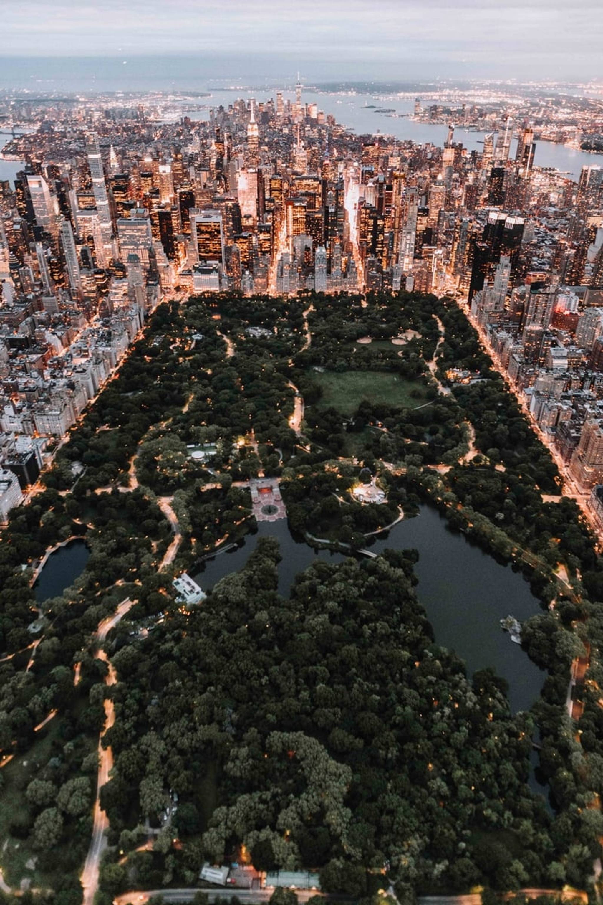 vista panoramica sulla città di new york di notte