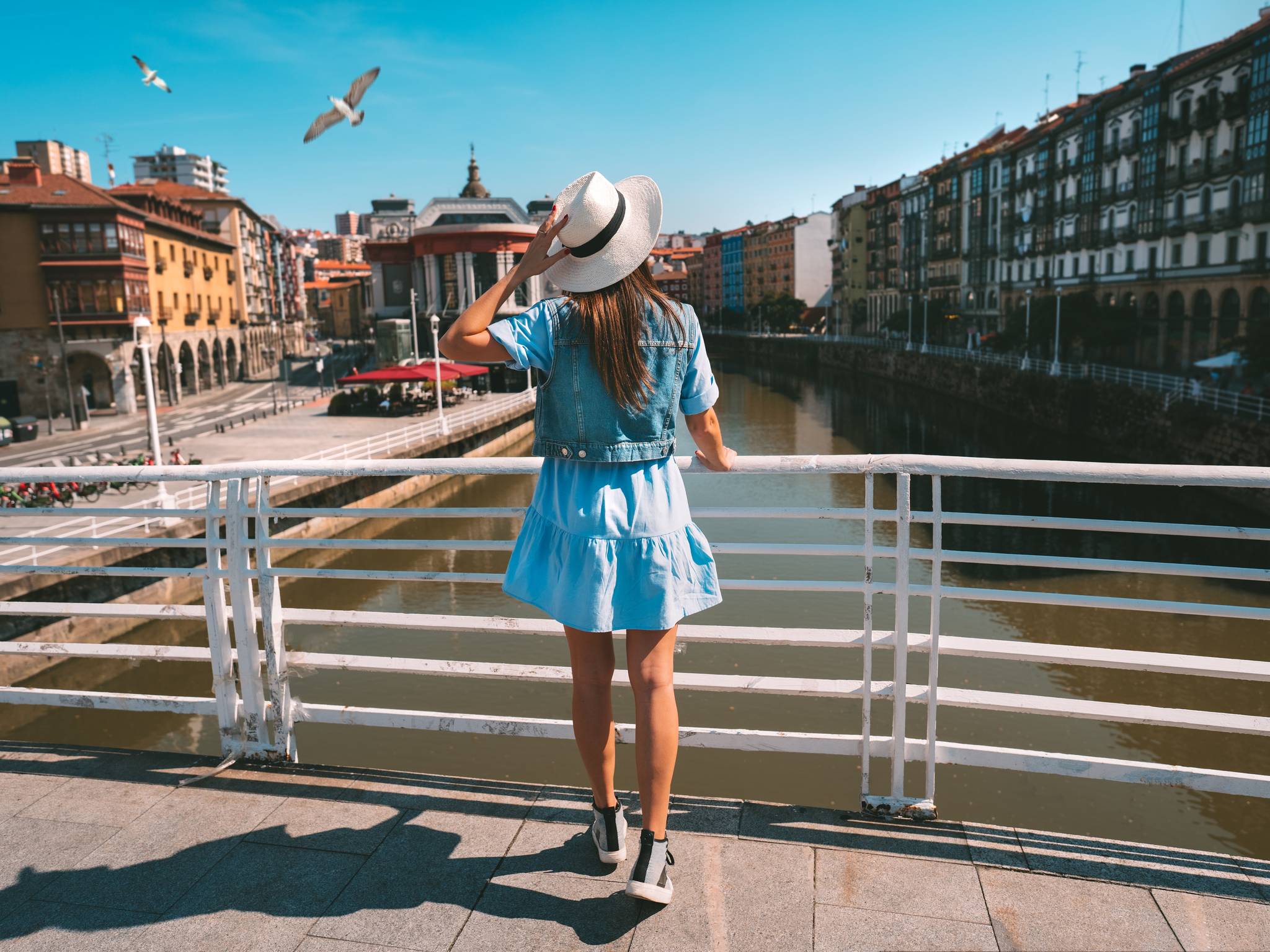 Tour Bilbao e Paesi Baschi cover