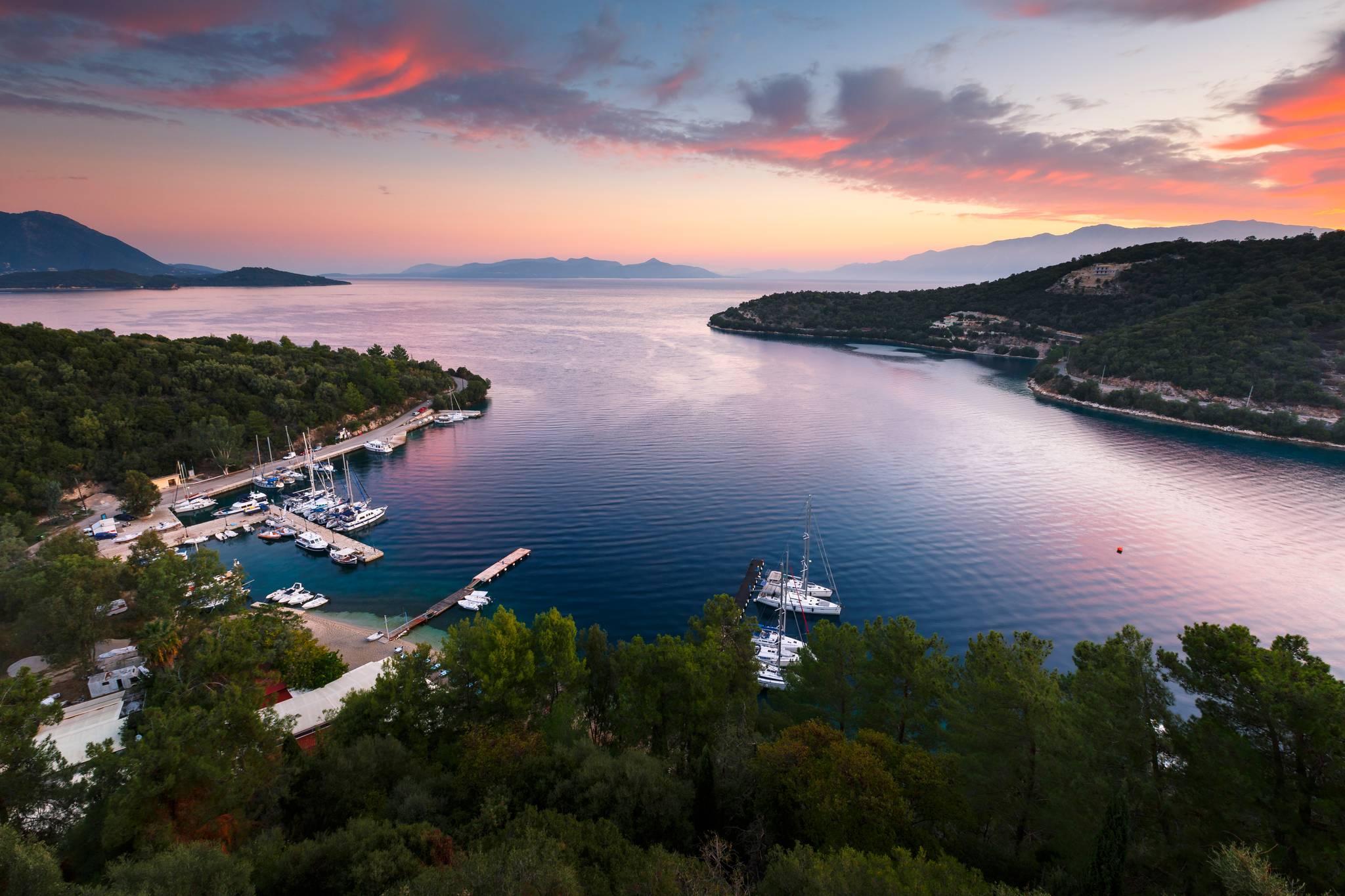 spartochori al tramonto