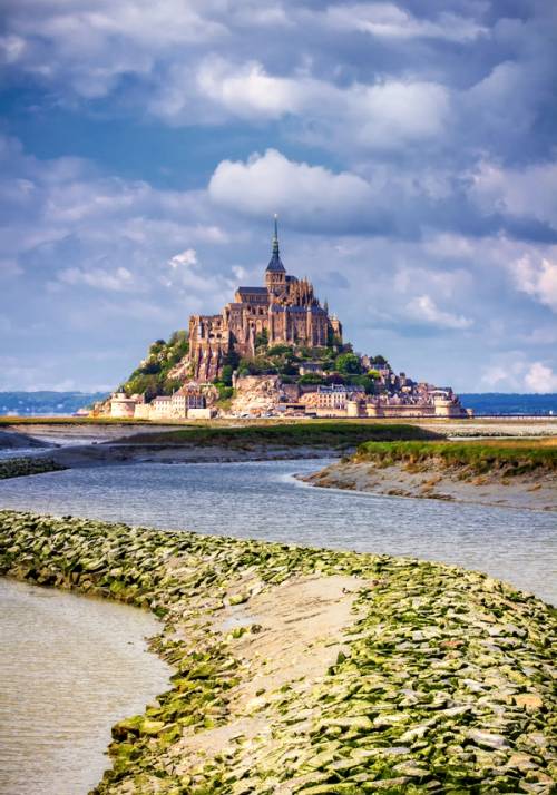 vista panoramica sull'isolotto di mont saint-michel